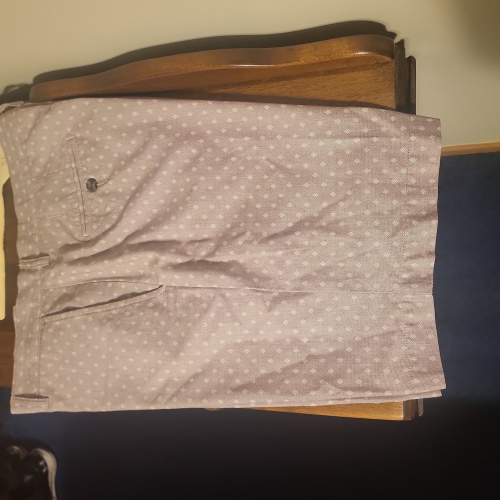 Johnston and Murphy men's shorts. Never worn. Size 34.